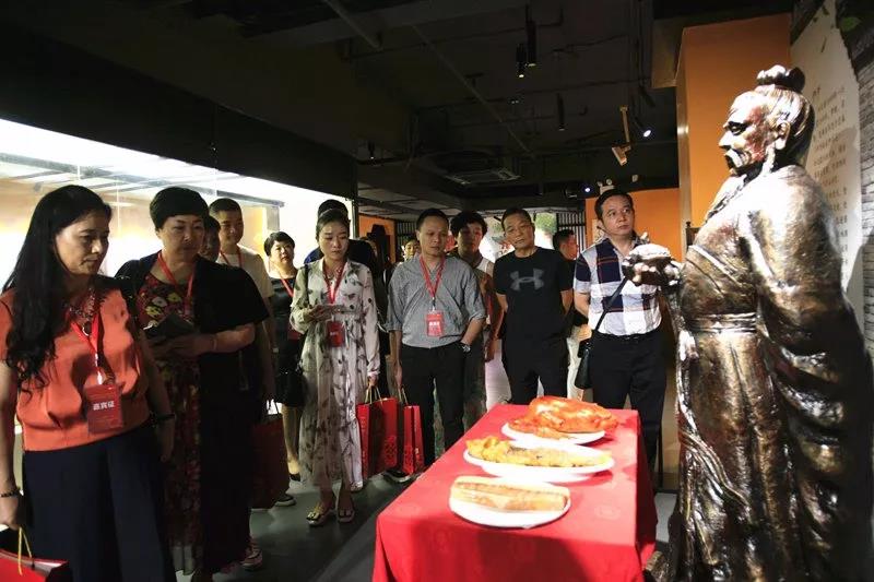 1531388011108828.jpg 8.jpg